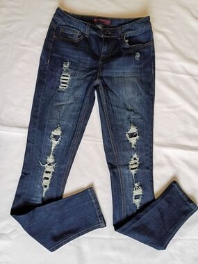 No Boundaries Dark Blue Distressed Skinny Jeans Size 9